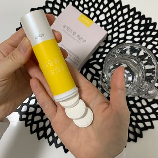 [슬림드랍 레몬맛] 건기식 다이어트 보조제 겸 비타민 — 5점을 준 리뷰어가 2022년 1월 올린 사용 사진