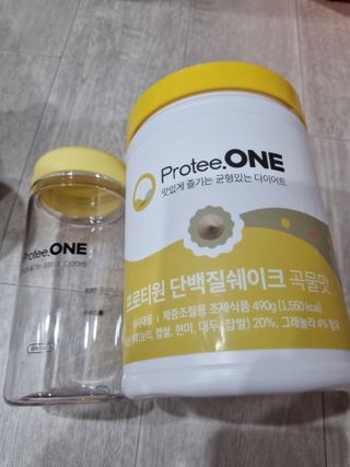 프로티원 단백질쉐이크 곡물맛 2주분 1통+보틀 — 5점을 준 리뷰어가 2021년 4월 올린 사용 사진