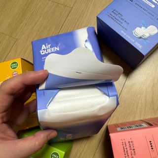에어퀸 뉴브레스 유기농 생리대 4종 (팬티라이너 20P + 중형 10P + 대형 10P + 오버나이트 8P)_체험단 2차 — 5점을 준 리뷰어가 2024년 11월 올린 사용 사진