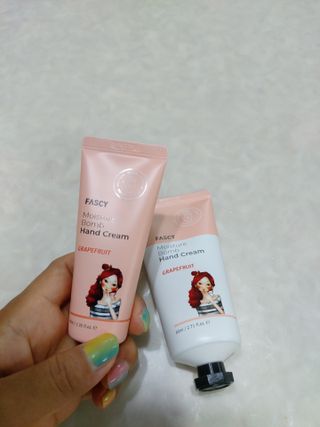 파시 FASCY 高保湿ハンドクリーム40ml+80ml セット — 5점을 준 리뷰어가 2021년 6월 올린 사용 사진