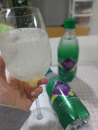 몽베스트 Montbest with Sparkling water Lemon OR Lime 20병(랜덤) — 5점을 준 리뷰어가 2022년 12월 올린 사용 사진