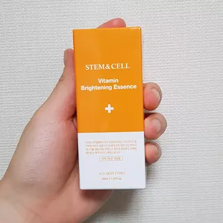체르엠 스템앤셀 비타민 브라이트닝 에센스 30ml 1개 — 5점을 준 리뷰어가 2021년 10월 올린 사용 사진