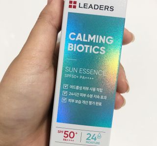 리더스코스메틱 리더스 카밍 바이오틱스 선 에센스 SPF 50+ PA++++ — 4.5점을 준 리뷰어가 2022년 5월 올린 사용 사진