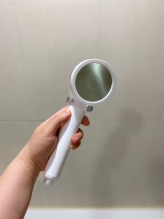 바디빔 더블클린 비타 샤워기 — 4점을 준 리뷰어가 2021년 7월 올린 사용 사진