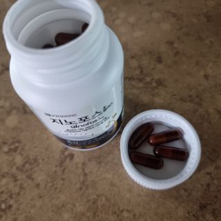프리마인 홍삼의 강력한 에너지, 이제는 흡수율을 높인 최첨단 캡슐로 간편하게 초고속 충전하세요. — 5점을 준 리뷰어가 2022년 3월 올린 사용 사진