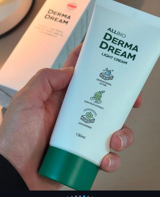 ★스마트 스토어 [올바이오] 더마크림 라이트 크림 130ml 저자극 보습 가려움개선 — 5점을 준 리뷰어가 2024년 12월 올린 사용 사진