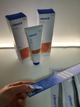 주식회사 클린디 [클린디] 고기능성 칫솔 세트_기능모/탄력모/미세모/초극세모 — 4점을 준 리뷰어가 2022년 4월 올린 사용 사진