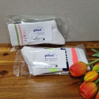 사이즈가 있는 양말 필로이 운동하기 좋은 날!_스포츠 크루 양말 4족 세트_남여 각각 (S,M,L)_컬러 랜덤 발송 — 5점을 준 리뷰어가 2022년 5월 올린 사용 사진