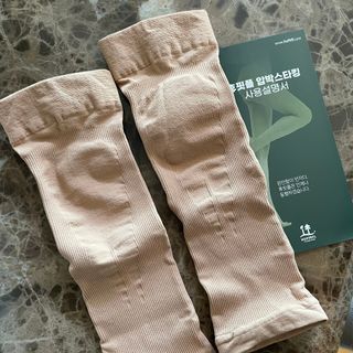 휴핏플 [네이버 구매] 허벅지형 의료용 압박스타킹 압박밴드 — 5점을 준 리뷰어가 2025년 1월 올린 사용 사진