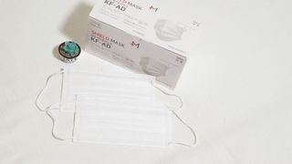 [엠메이데이] 엠쉴드 마스크KF-AD 화이트 50EA — 5점을 준 리뷰어가 2022년 2월 올린 사용 사진