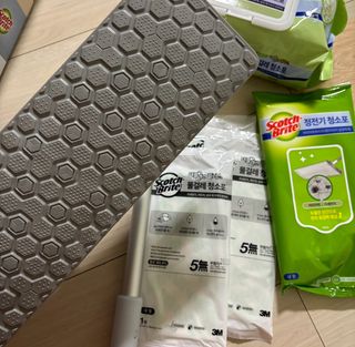 3M 스카치브라이트 파스텔블루 대형 밀대걸레 + 물걸레청소포 대형 30매 세트 — 5점을 준 리뷰어가 2023년 12월 올린 사용 사진