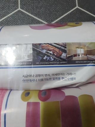 위케어 일회용 향균 수세미 50매 2롤 세트 총 100매 Pink — 5점을 준 리뷰어가 2021년 2월 올린 사용 사진