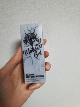 [바록스] 류현진 올인원 바디릴렉싱 몬스터겔 50ml — 5점을 준 리뷰어가 2021년 3월 올린 사용 사진
