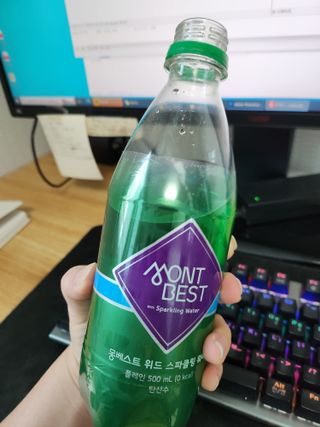 몽베스트 Montbest with Sparkling water Plain 20병 — 5점을 준 리뷰어가 2022년 12월 올린 사용 사진