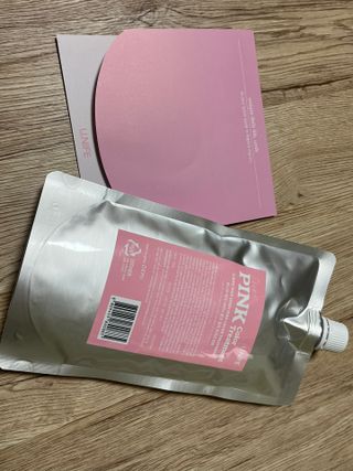 [유니프] 헤어 샤이니 핑크 컬러 트리트먼트 500g — 2.5점을 준 리뷰어가 2023년 11월 올린 사용 사진
