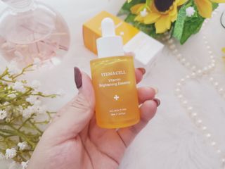 체르엠 스템앤셀 비타민 브라이트닝 에센스 30ml 1개 — 4.5점을 준 리뷰어가 2021년 10월 올린 사용 사진
