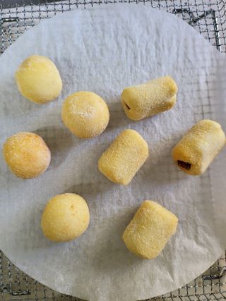 Dog&Ball 독앤볼 [Dog&Ball] 미니찹쌀볼도그 찹쌀치즈볼 — 5점을 준 리뷰어가 2021년 9월 올린 사용 사진