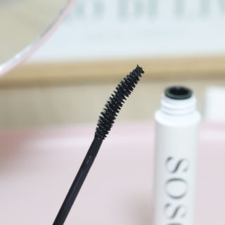 더소설 소설 블랙아이래쉬 세럼 10g(SOSEOL BLACK EYELASH SERUM 10g) — 5점을 준 리뷰어가 2023년 12월 올린 사용 사진