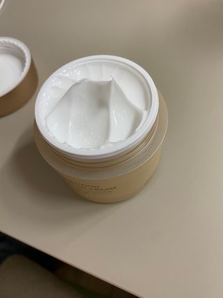 Dr.느루벗 느루벗 링클 솔루션 콘센트레이트 스네일 탄력 달팽이 크림 80g — 5점을 준 리뷰어가 2021년 2월 올린 사용 사진