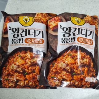 한성기업 무볼레 왕건더기 볶음밥 묵은지삼겹살 — 5점을 준 리뷰어가 2021년 10월 올린 사용 사진
