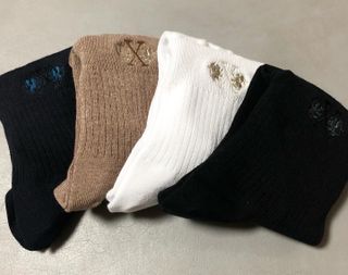 [사이즈가 있는 양말 필로이] 남/여 골지 발목 양말 4족 세트 남【S, M, L, XL】여【S, M, L】_컬러 랜덤 — 5점을 준 리뷰어가 2022년 6월 올린 사용 사진