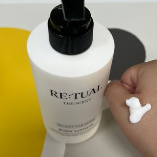 레츄얼 더 센트 바디로션 시크릿 파라다이스(500ml) — 5점을 준 리뷰어가 2022년 7월 올린 사용 사진