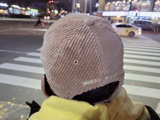 노르딕아일랜드 DW CORDUROY 볼캡 — 5점을 준 리뷰어가 2021년 11월 올린 사용 사진