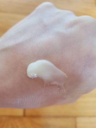 [후르디아] 미백 기능성 감귤 브라이트닝 크림 — 5점을 준 리뷰어가 2021년 4월 올린 사용 사진
