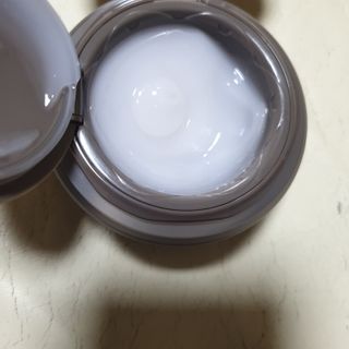세렌디뷰티 라블룸 바이탈 리페어 크림 — 5점을 준 리뷰어가 2021년 3월 올린 사용 사진