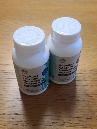서울약사신협 네이처픽_칼슘마그네슘비타민D_1,305mg x 120캡슐 — 4.5점을 준 리뷰어가 2021년 9월 올린 사용 사진