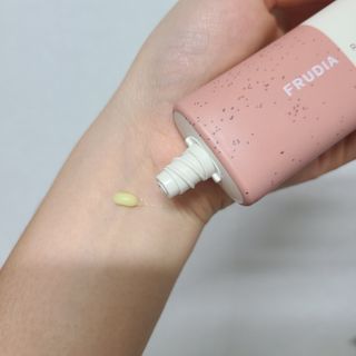 [후르디아] 끈적임 없는 착한성분 비건  핸드크림 3종 — 5점을 준 리뷰어가 2023년 2월 올린 사용 사진