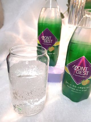 몽베스트 Montbest with Sparkling water Lemon OR Lime 20병(랜덤) — 5점을 준 리뷰어가 2022년 12월 올린 사용 사진