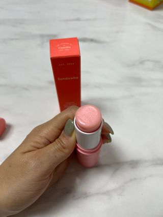 스킨큐어 산다화 카멜리아 안티 링클 멀티밤 — 5점을 준 리뷰어가 2022년 10월 올린 사용 사진