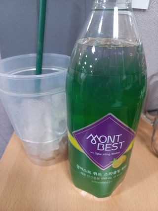 몽베스트 Montbest with Sparkling water Lemon OR Lime 20병(랜덤) — 5점을 준 리뷰어가 2021년 10월 올린 사용 사진