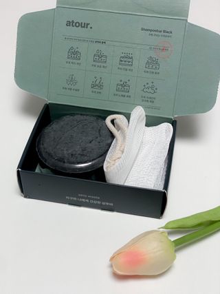 free [아토르] 9종 임상완료 아토르 다름 샴푸바_블랙  프리미엄 두피 케어 샴푸바 — 5점을 준 리뷰어가 2023년 11월 올린 사용 사진