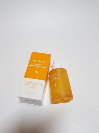 체르엠 스템앤셀 비타민 브라이트닝 에센스 30ml 1개 — 5점을 준 리뷰어가 2021년 10월 올린 사용 사진