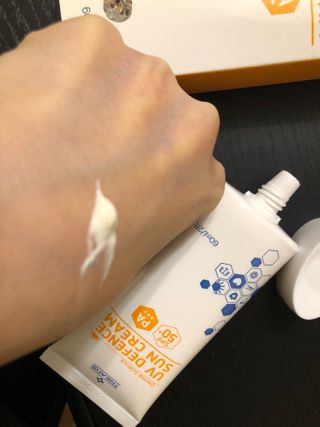 [트리티스] UV 디펜스 선크림 PA+++ / SPF50+  60ml — 4.5점을 준 리뷰어가 2021년 1월 올린 사용 사진
