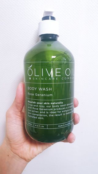 올리브 오일 스킨케어 컴퍼니 [OOSC] 향기로운 보습 로즈 제라늄 바디워시 500ml — 5점을 준 리뷰어가 2021년 5월 올린 사용 사진