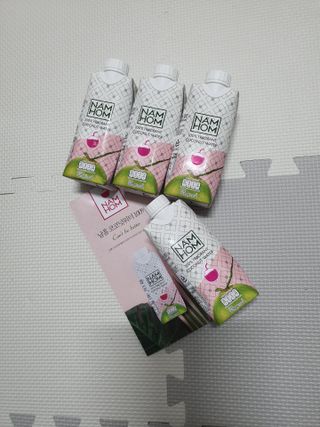 남홈 코코넛워터 주스 100퍼센트 — 4점을 준 리뷰어가 2021년 3월 올린 사용 사진