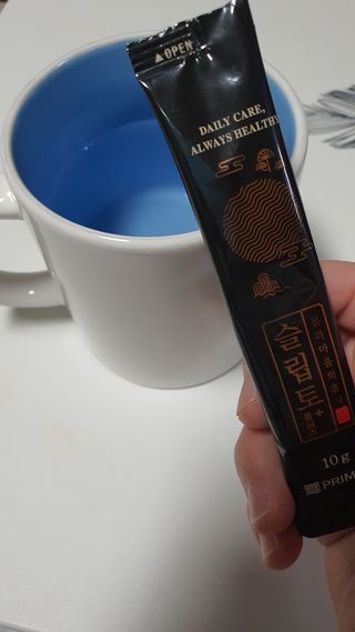 프리마인 자체 기업부설 연구소에서 찾아낸 건강한 수면의 비밀.  슬립토 플러스 30포 — 5점을 준 리뷰어가 2021년 11월 올린 사용 사진