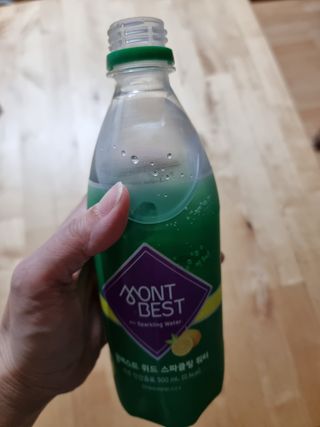 몽베스트 Montbest with Sparkling water Lemon OR Lime 20병(랜덤) — 5점을 준 리뷰어가 2021년 10월 올린 사용 사진