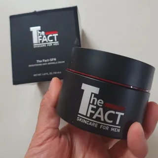 The Fact 더팩트 에스에프엔 브라이트닝 안티 링클 크림 50ml — 5점을 준 리뷰어가 2022년 5월 올린 사용 사진