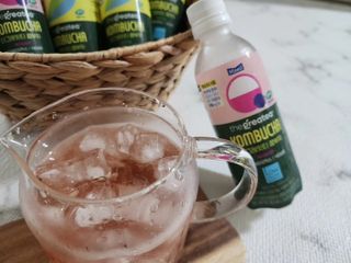 더그레잇티 콤부차 [매일유업] 더그레잇티 44kcal 콤부차 300ml *12개입 (오리지널 6개+베리리치 6개) — 5점을 준 리뷰어가 2023년 8월 올린 사용 사진