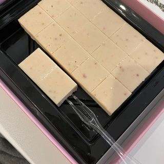 연말/새해선물 딸기 초콜릿 종착역, 건딸기가 상큼하게 씹히는 카카올라 딸기생초콜릿 — 5점을 준 리뷰어가 2021년 11월 올린 사용 사진
