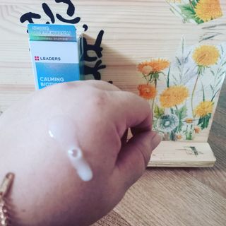리더스코스메틱 리더스 카밍 바이오틱스 에센스 워터 — 5점을 준 리뷰어가 2021년 9월 올린 사용 사진