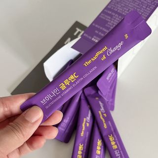 브이나인 글루타치온 비타민C 콜라겐 세라마이드 14포 1BOX — 5점을 준 리뷰어가 2022년 8월 올린 사용 사진