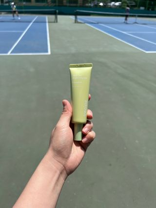 아이레시피 마일드시카 브라이트닝 업 선스크린 SPF50+ PA++++ — 4점을 준 리뷰어가 2023년 6월 올린 사용 사진