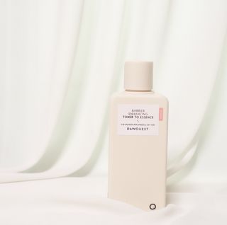 로우퀘스트 베리어 인핸싱 토너투에센스 200ml — 5점을 준 리뷰어가 2023년 10월 올린 사용 사진