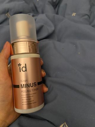 아이디플라코스메틱 아이디 브이로직 마이너스 필링 토너 110ml — 3.5점을 준 리뷰어가 2022년 1월 올린 사용 사진