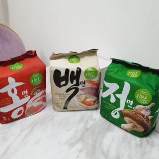 [풀무원] 자연은맛있다 정면, 백면, 홍면  세트 — 5점을 준 리뷰어가 2021년 4월 올린 사용 사진